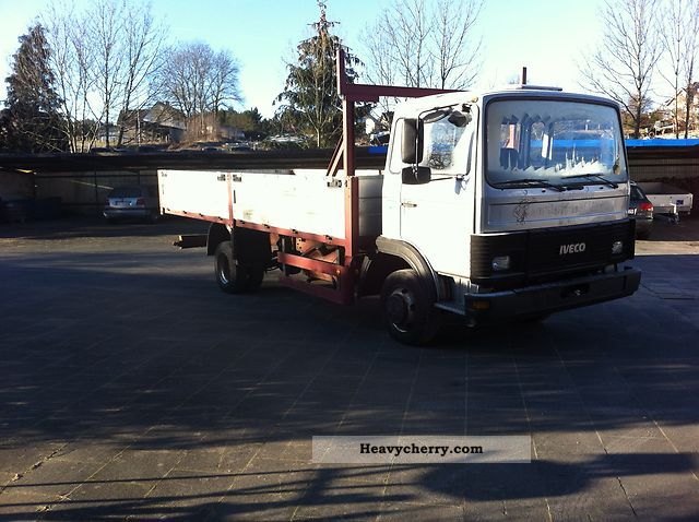 1991 Iveco  80-13A Van or truck up to 7.5t Stake body photo