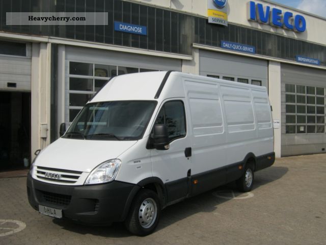 2008 Iveco  35 S 12 / 2.3 HPI Van or truck up to 7.5t Box-type delivery van - high and long photo