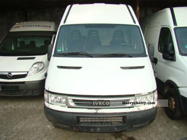 2006 Iveco  35 S 13 V KAWA Van or truck up to 7.5t Box-type delivery van - high and long photo