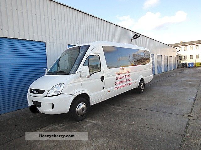 2012 Iveco  Sunset HNF XL 18 seats and 20 standing Coach Public service vehicle photo