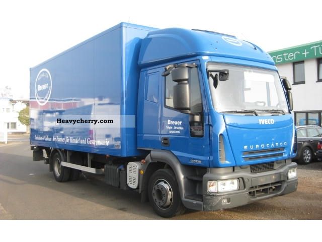 2007 Iveco  120 E 18 P with sleeper cab Truck over 7.5t Box photo
