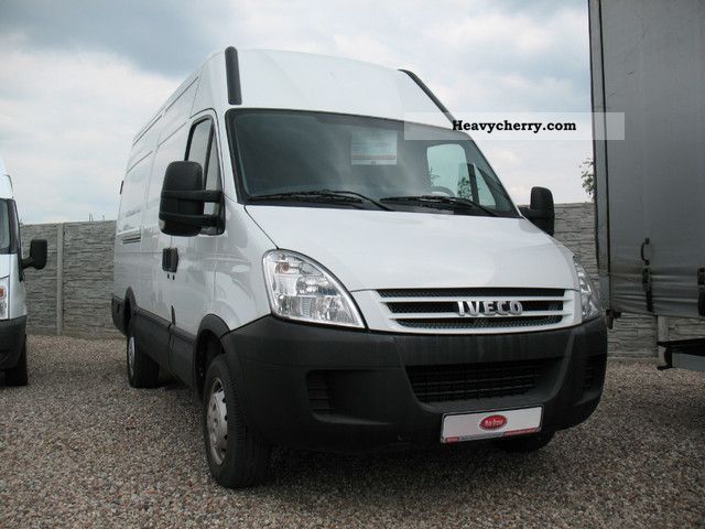 2006 Iveco  daily Van or truck up to 7.5t Box-type delivery van - high photo