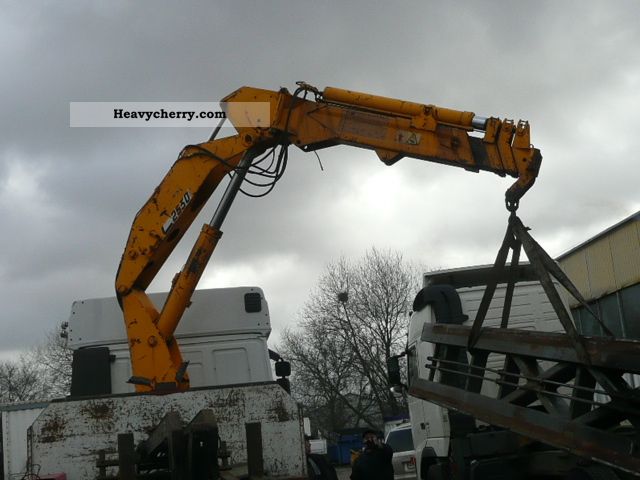 2000 Iveco  Etech 240E42 / P Crane 12tBerlin Germany € .16.990,0 Truck over 7.5t Other trucks over 7 photo