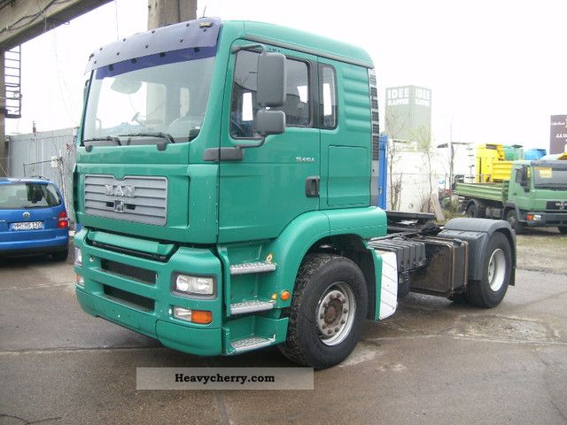 2001 MAN  TGA01 manual transmission, 410 hp Semi-trailer truck Standard tractor/trailer unit photo