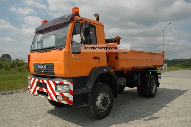 2002 MAN  LE 18.280 Truck over 7.5t Three-sided Tipper photo