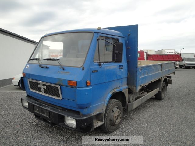 1993 MAN  6.100 / APC Van or truck up to 7.5t Stake body photo