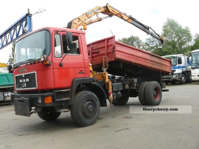 1992 MAN  17 232 4x4 + Meiller crane Truck over 7.5t Truck-mounted crane photo
