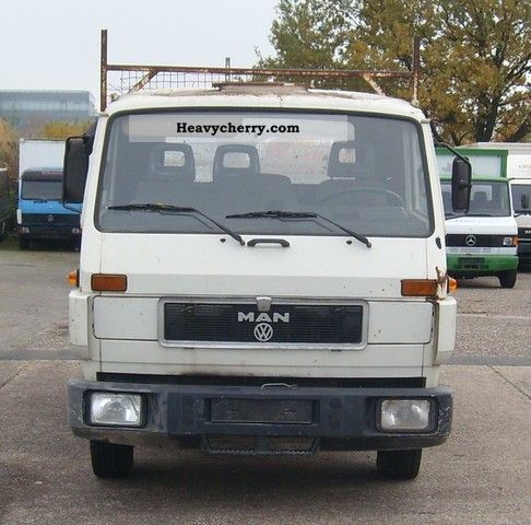 1991 MAN  9150 Van or truck up to 7.5t Three-sided Tipper photo