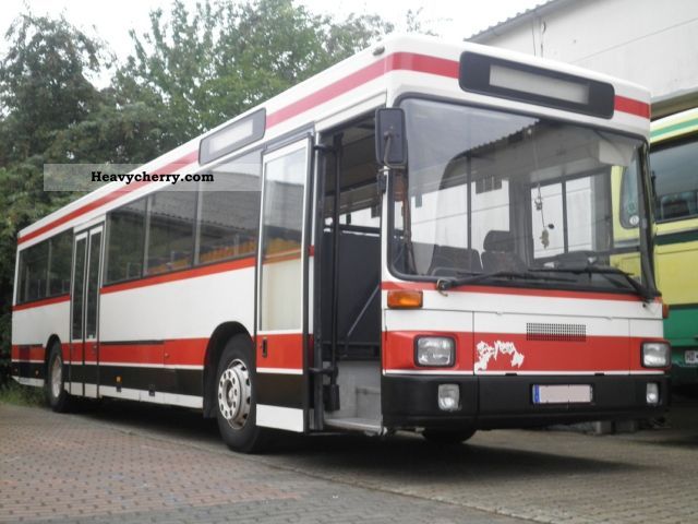 1989 MAN  SUE 242 Coach Public service vehicle photo