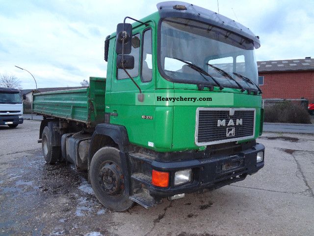 1993 MAN  19-372 Three-way tipper! FIXED PRICE!!!! Van or truck up to 7.5t Three-sided Tipper photo