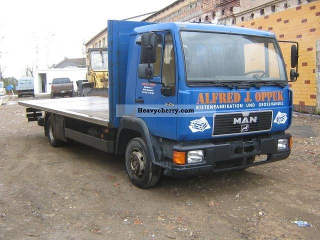 2000 MAN  8174 flatbed Euro3 climate Van or truck up to 7.5t Stake body photo