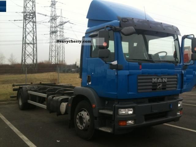 2008 MAN  TGM 18.240 LL Euro4 Truck over 7.5t Swap chassis photo