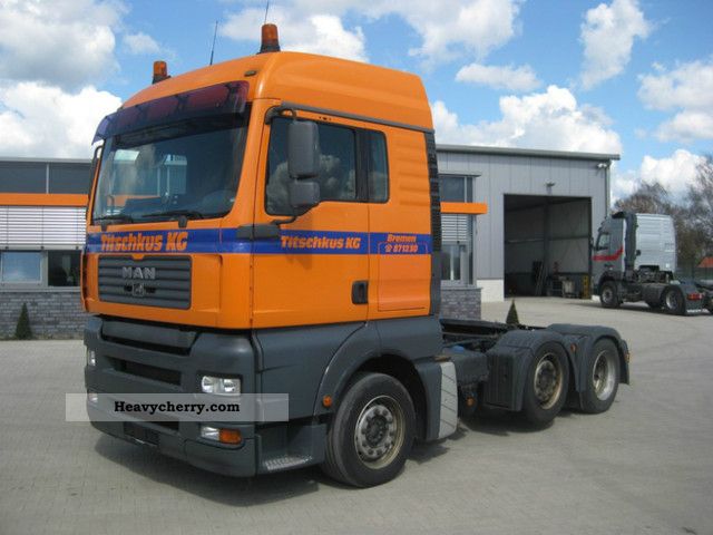 2006 MAN  26.430 6x2, Low bed, Euro4, intarder, lift / steering Semi-trailer truck Heavy load photo