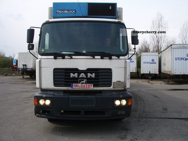2001 MAN  FE 360 A 6x2 Frischdienst Truck over 7.5t Refrigerator body photo