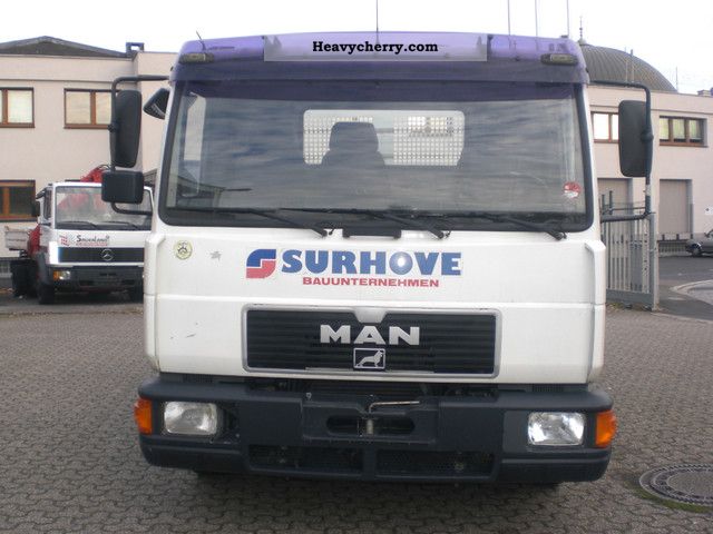 2000 MAN  Meiler 8224 Tipper Van or truck up to 7.5t Three-sided Tipper photo