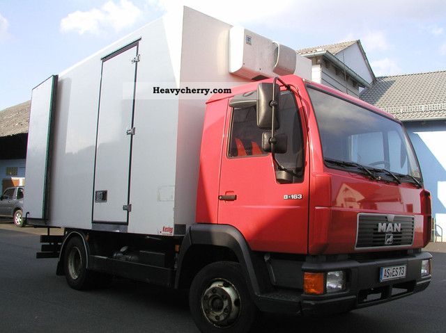 1997 MAN  8163 Van or truck up to 7.5t Refrigerator body photo