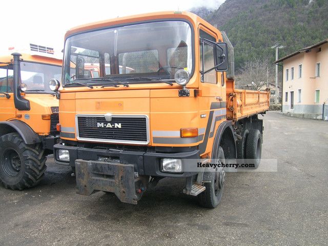 1987 MAN  14/192 Truck over 7.5t Tipper photo