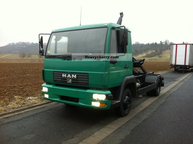 2002 MAN  8180 CITY MULTI LIFT Hookloader XR5 emissions inspection NEW Van or truck up to 7.5t Roll-off tipper photo