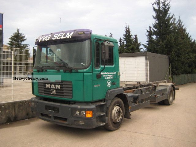 2001 MAN  ME 18.280 chassis (long chassi) Truck over 7.5t Chassis photo