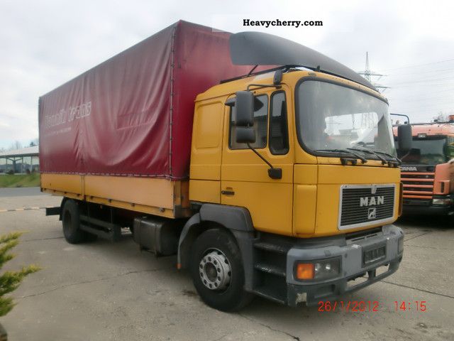 2000 MAN  18 293 \ Truck over 7.5t Stake body and tarpaulin photo