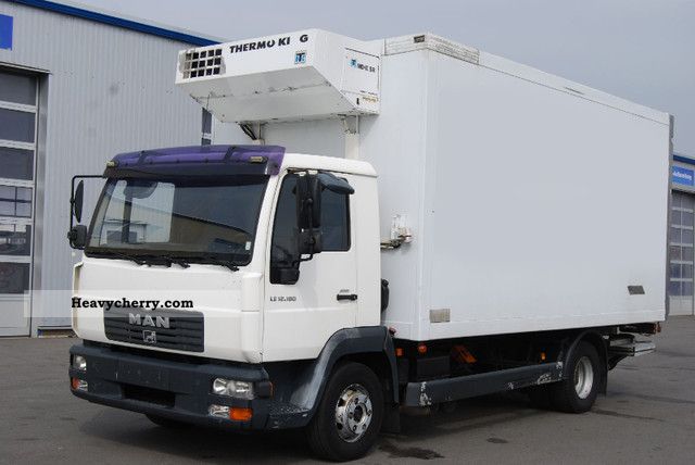 2005 MAN  € 12 180 * 3 * Thermo King * Rohrbahnen * Diesel / Electric Truck over 7.5t Refrigerator body photo