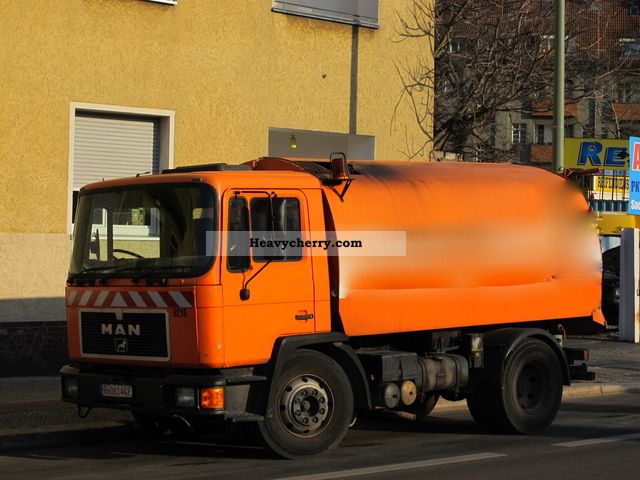 1994 MAN  14 160 sweeper Truck over 7.5t Sweeping machine photo