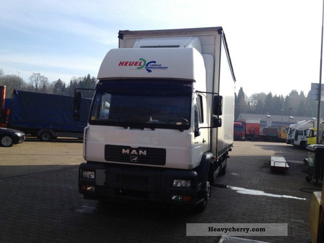 2006 MAN  LE12.280, sleeping cabin, curtain-Plane and Edscha Truck over 7.5t Stake body and tarpaulin photo