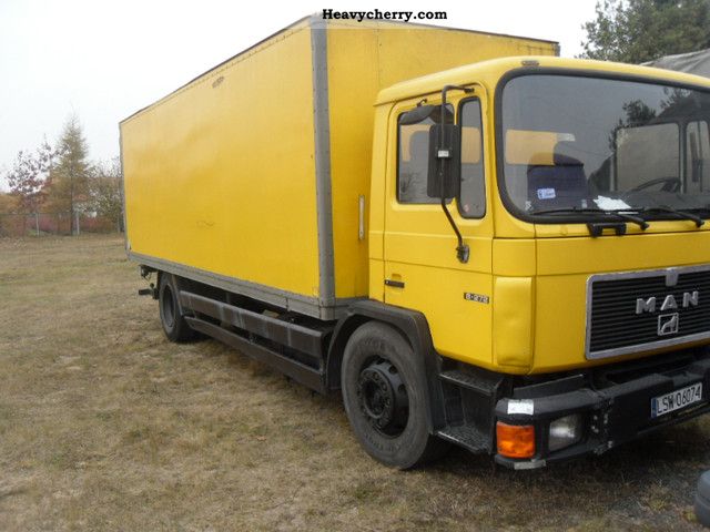1995 MAN  18 272 Truck over 7.5t Other trucks over 7 photo