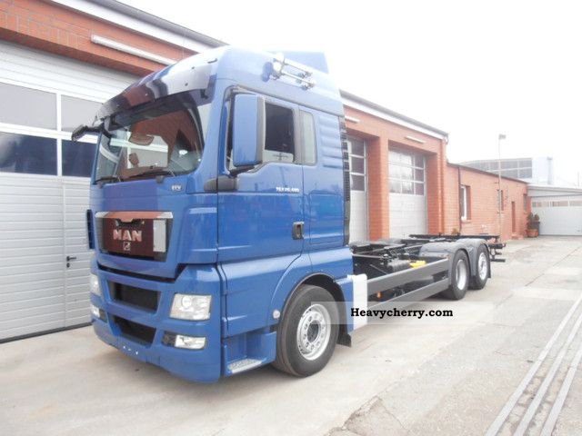 2010 MAN  26 480 LL/6x2-2 TGX EEV intarder steering Lift Truck over 7.5t Swap chassis photo