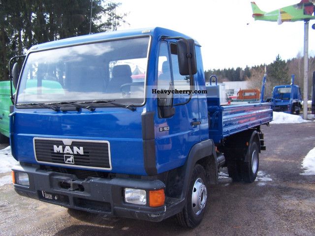 1999 MAN  8163 Van or truck up to 7.5t Three-sided Tipper photo
