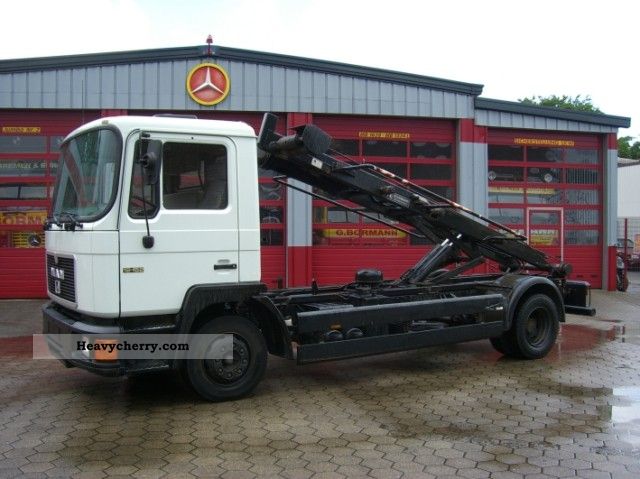 1992 MAN  12 152 Truck over 7.5t Swap chassis photo