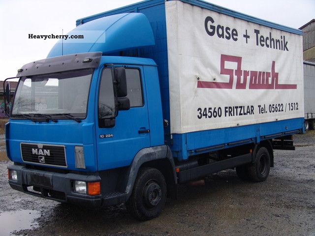 1996 MAN  L 2000 Truck over 7.5t Stake body and tarpaulin photo