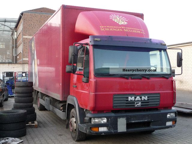 2003 MAN  L2000 Truck over 7.5t Box photo