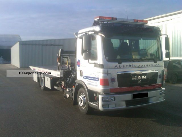 2010 MAN  TGL 12.220 BL Truck over 7.5t Breakdown truck photo