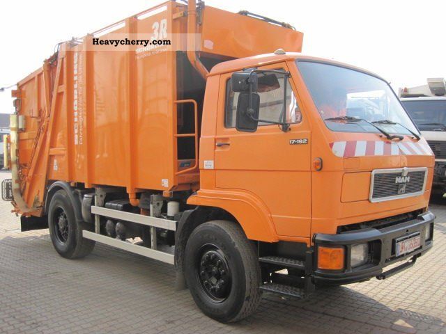 1992 MAN  17 192 4x2 only 2m wide Truck over 7.5t Refuse truck photo