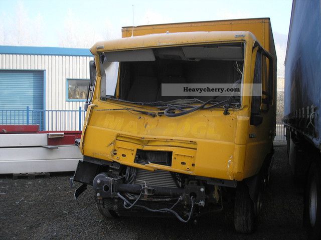 1999 MAN  L2000 accident with car workshop case Van or truck up to 7.5t Other vans/trucks up to 7 photo
