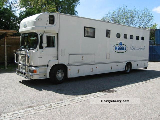2000 MAN  Boeckmann 19 410 Truck over 7.5t Horses photo
