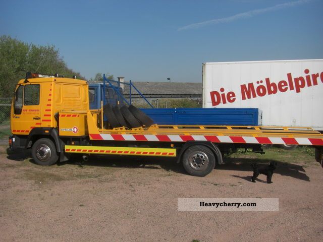 1997 MAN  L 2000 tow truck, maintained Van or truck up to 7.5t Breakdown truck photo