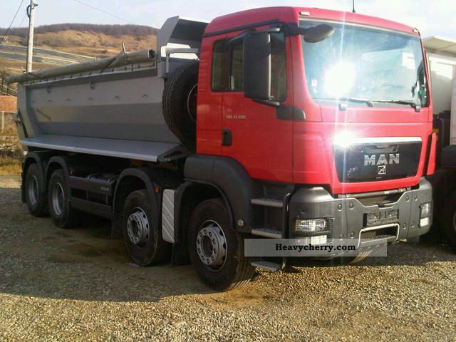 2011 MAN  TGS 41.400 8x4 with Molcik Truck over 7.5t Tipper photo