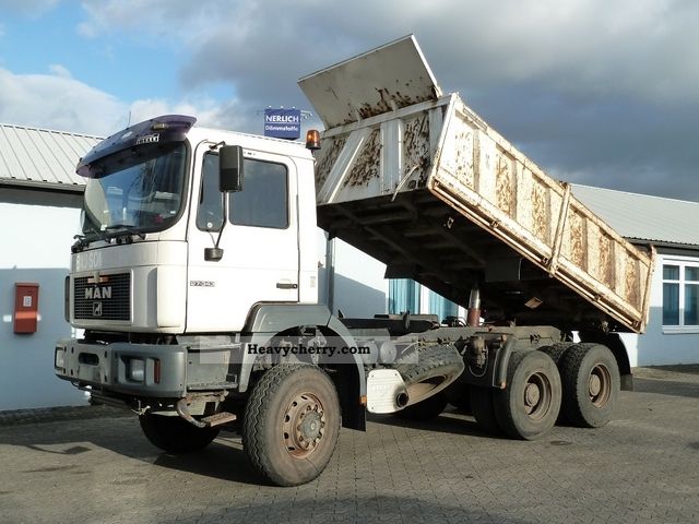 1997 MAN  26 343 6x6 3-sides Meiller tipper Truck over 7.5t Tipper photo