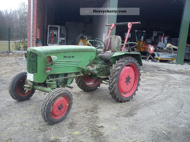 1958 MAN  261 Agricultural vehicle Farmyard tractor photo