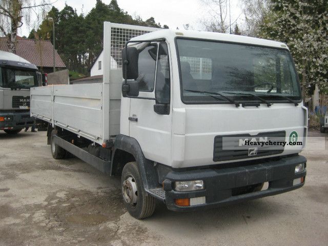 2001 MAN  LE 140 c cross platform Van or truck up to 7.5t Stake body photo