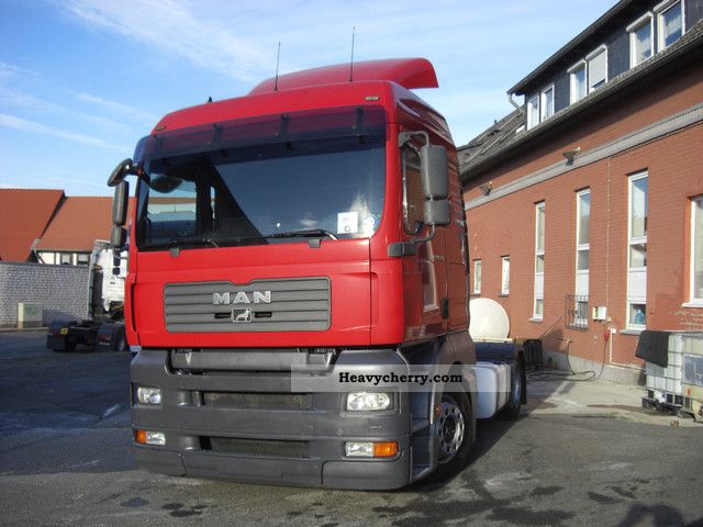 2007 MAN  TGA / Mega / € 5 / ZF Intarder Semi-trailer truck Volume trailer photo