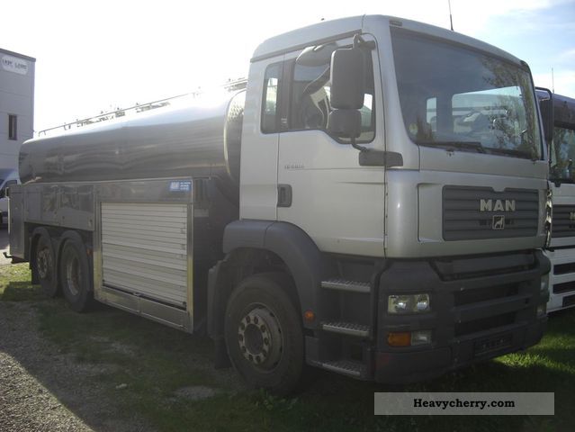 2002 MAN  26410TGA / L Truck over 7.5t Food Carrier photo