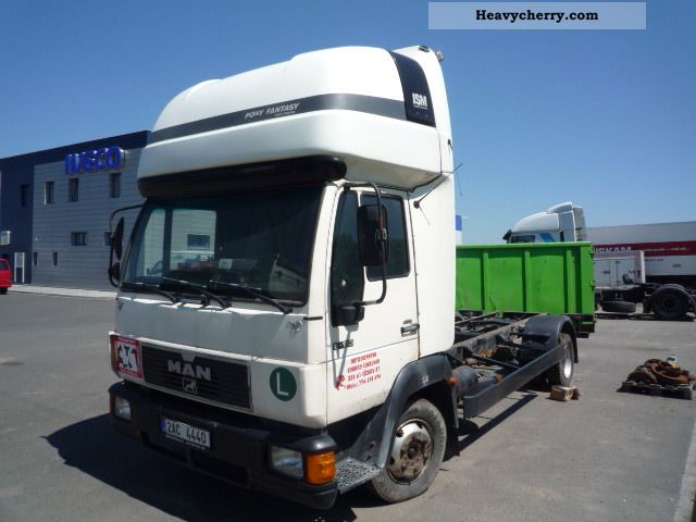 1997 MAN  LC 8.163 Chassis Truck over 7.5t Chassis photo