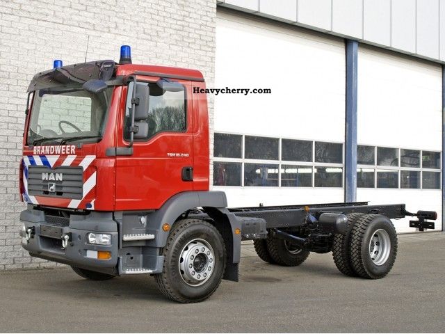 2011 MAN  TGM 18.240 Truck over 7.5t Chassis photo
