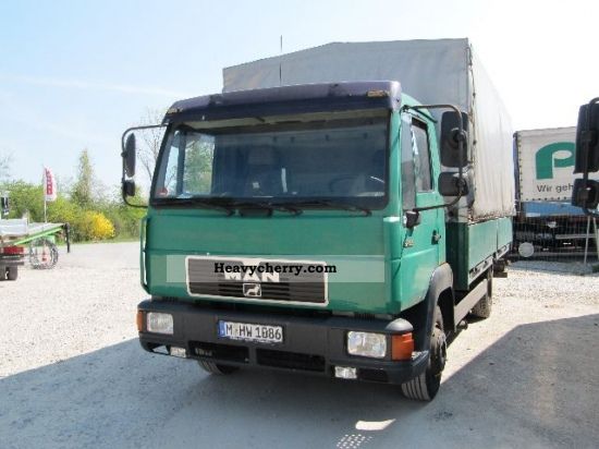 1995 MAN  L2000/L33 8.163 L Van or truck up to 7.5t Stake body photo