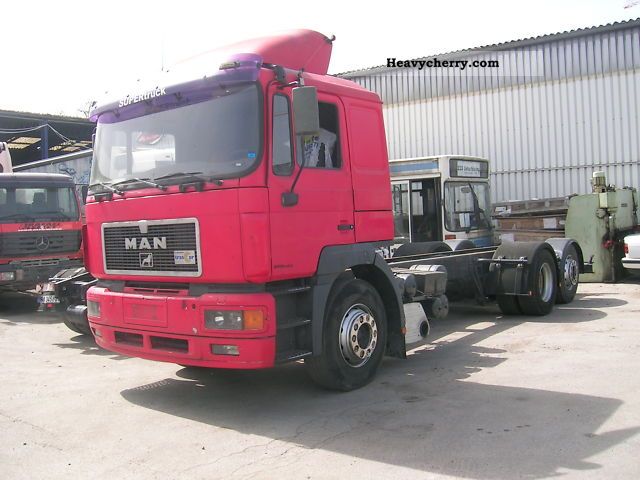 1998 MAN  Chassis 26 403 top climate Truck over 7.5t Chassis photo