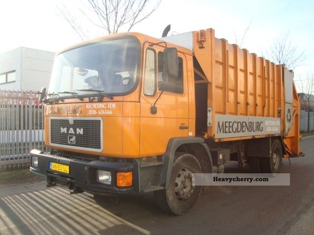1991 MAN  18-192 Truck over 7.5t Refuse truck photo