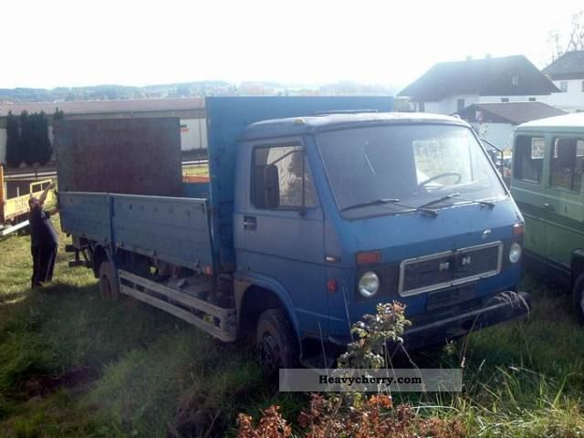 1986 MAN  8.136F with liftgate many parts Van or truck up to 7.5t Stake body photo